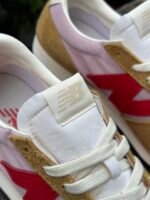 New Balance 471 unisex sneakers in brown and pink - Image 6