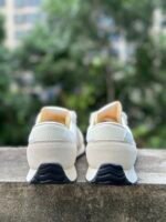 New Balance 471 unisex sneakers in Beige - Image 3