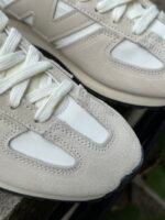 New Balance 471 unisex sneakers in Beige - Image 4