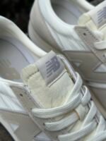 New Balance 471 unisex sneakers in Beige - Image 6