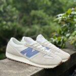 New Balance 471 unisex sneakers in Gray Navy Logo