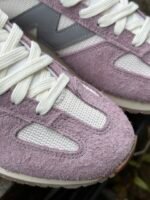 New Balance 471 unisex sneakers in Purple - Image 4