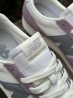 New Balance 471 unisex sneakers in Purple - Image 6