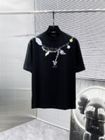 Louis Vuitton T-Shirt Charm Necklace Print Crew Neck Black White - Image 2