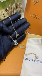Louis Vuitton LV Iconic Crystal Pendant Necklace with Star Charm - Image 3