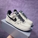 Nike Air Force 1 Stussy Skull Co-Branded Low Top Sneakers