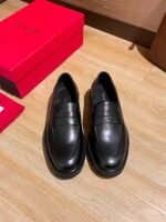 FERRAGAMO Black Smooth Leather Thick Sole Penny Loafer Slip-On Men Business Dress Shoes