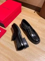 Ferragamo Black Glossy Patent Leather Thick Sole Penny Loafer Slip-On Men Formal Shoes - Image 7