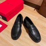 Ferragamo Black Litchi Grain Leather Decor Buckle Thick Sole Slip-On Men Business Loafer Shoes