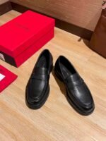 Ferragamo Black Litchi Grain Leather Decor Buckle Thick Sole Slip-On Men Business Loafer Shoes
