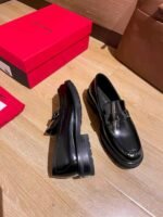 Ferragamo Black Glossy Metal Buckle Thick Sole Slip-On Men Luxury Business Loafer Shoes - Image 6