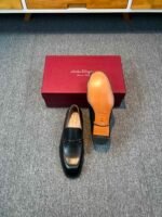 Ferragamo Black Matte Smooth Leather Horsebit Metal Buckle Slip-On Men Business Formal Loafer Shoes - Image 3