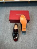 Ferragamo Gradient Wine Red Glossy Horsebit Metal Buckle Slip-On Men Luxury Formal Loafer Shoes - Image 3