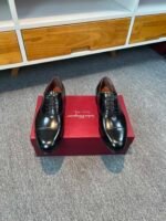 Ferragamo Black Glossy Patent Leather Cap Toe Lace-Up Men Formal Business Oxford Dress Shoes