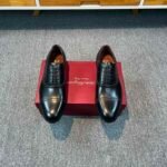 Ferragamo Black Polished Leather Brogue Cap Toe Lace-Up Men Business Wedding Oxford Formal Shoes