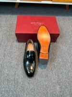 Ferragamo Black Glossy Patent Leather Double Ring Metal Buckle Slip-On Men Luxury Formal Loafer Shoes - Image 3