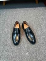 Ferragamo Black Glossy Leather Gancini Metal Buckle Slip-On Men Luxury Business Formal Loafer Shoes - Image 2