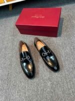 Ferragamo Black Glossy Gancini Metal Buckle Slip-On Men Luxury Business Formal Loafer Shoes - Image 2