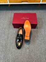 Ferragamo Black Glossy Gancini Metal Buckle Slip-On Men Luxury Business Formal Loafer Shoes - Image 3
