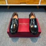 Ferragamo Black Glossy Gancini Ornament Buckle Slip-On Men Formal Business Loafer Dress Shoes