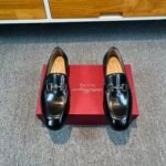 Ferragamo Black Glossy Leather Gancini Buckle Slip-On Men Classic Business Formal Loafer Shoes