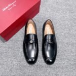 Ferragamo Black Calf Leather Emblem Buckle Men Formal Slip-On Loafer Shoes