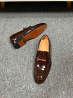 Ferragamo Brown Patent Leather Red Strap Buckle Men Formal Slip-On Loafers - Image 4