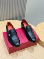 Ferragamo Black Pebbled Leather Grosgrain Men Formal Slip-On Loafers