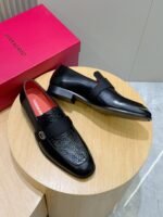 Ferragamo Black Embossed Leather Grosgrain Strap Men Formal Slip-On Loafers - Image 5