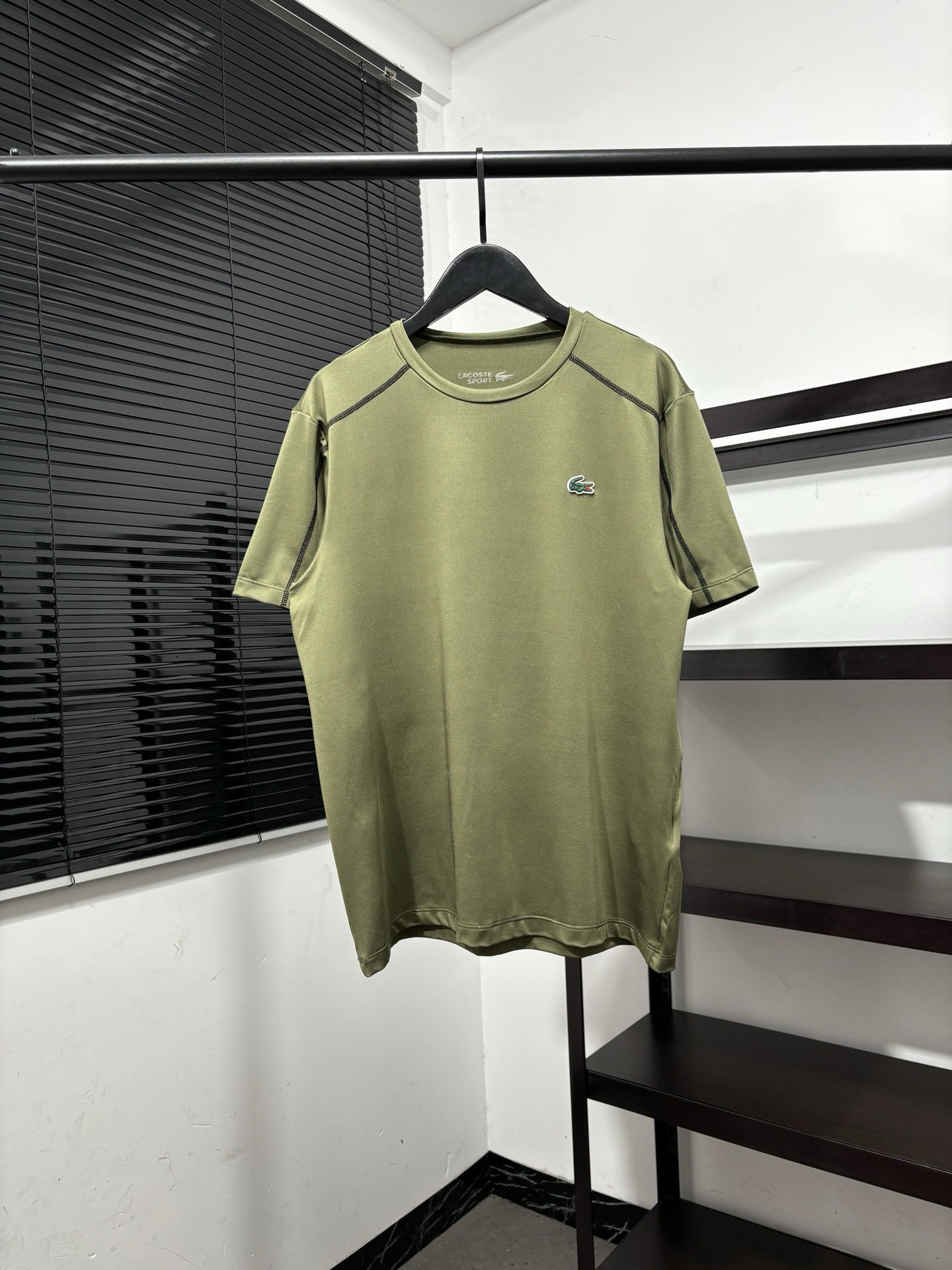 13425036374157917 Lacoste Contrast Stitch Crew Neck Quick Dry Sports Short Sleeve T-shirt Army Green - Image 1