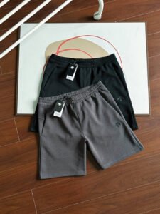 Descente Black & Dark Gray Elastic Waist Small Embroidered Logo Casual Cotton Sweat Shorts