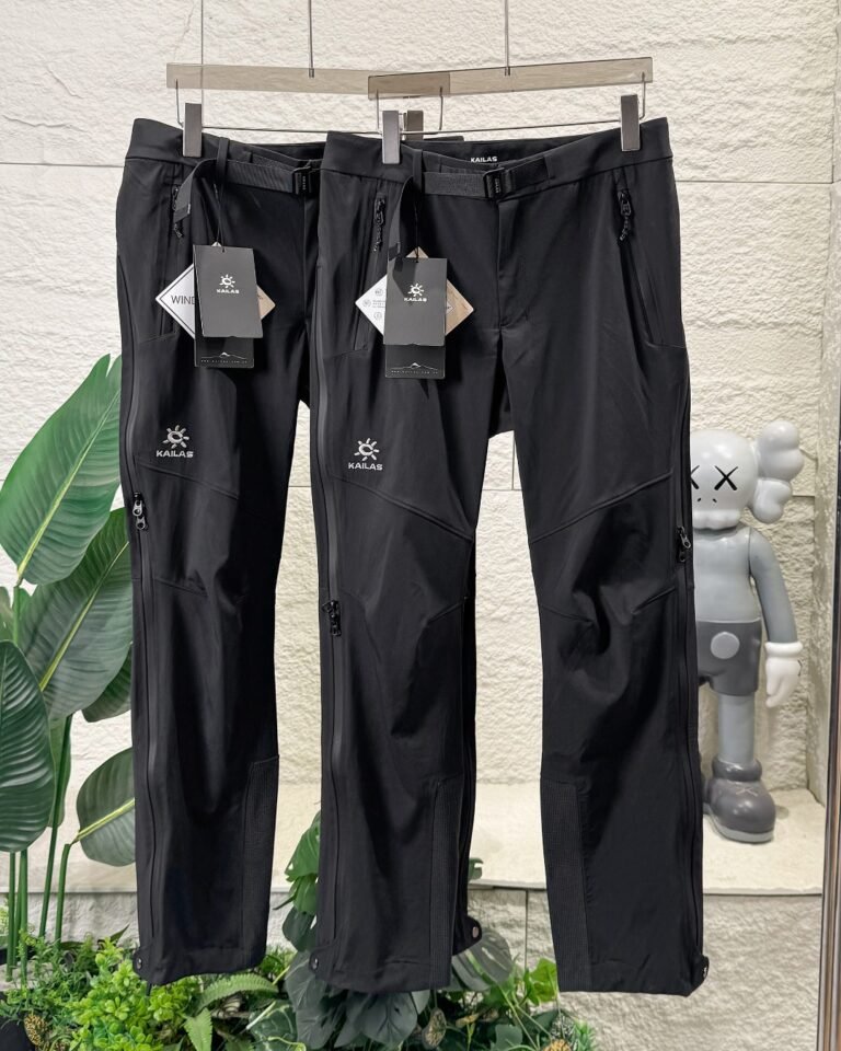 Kailas Black Adjustable Buckle Waist Multi Zipper Pocket Quick Dry Outdoor Hiking Pants