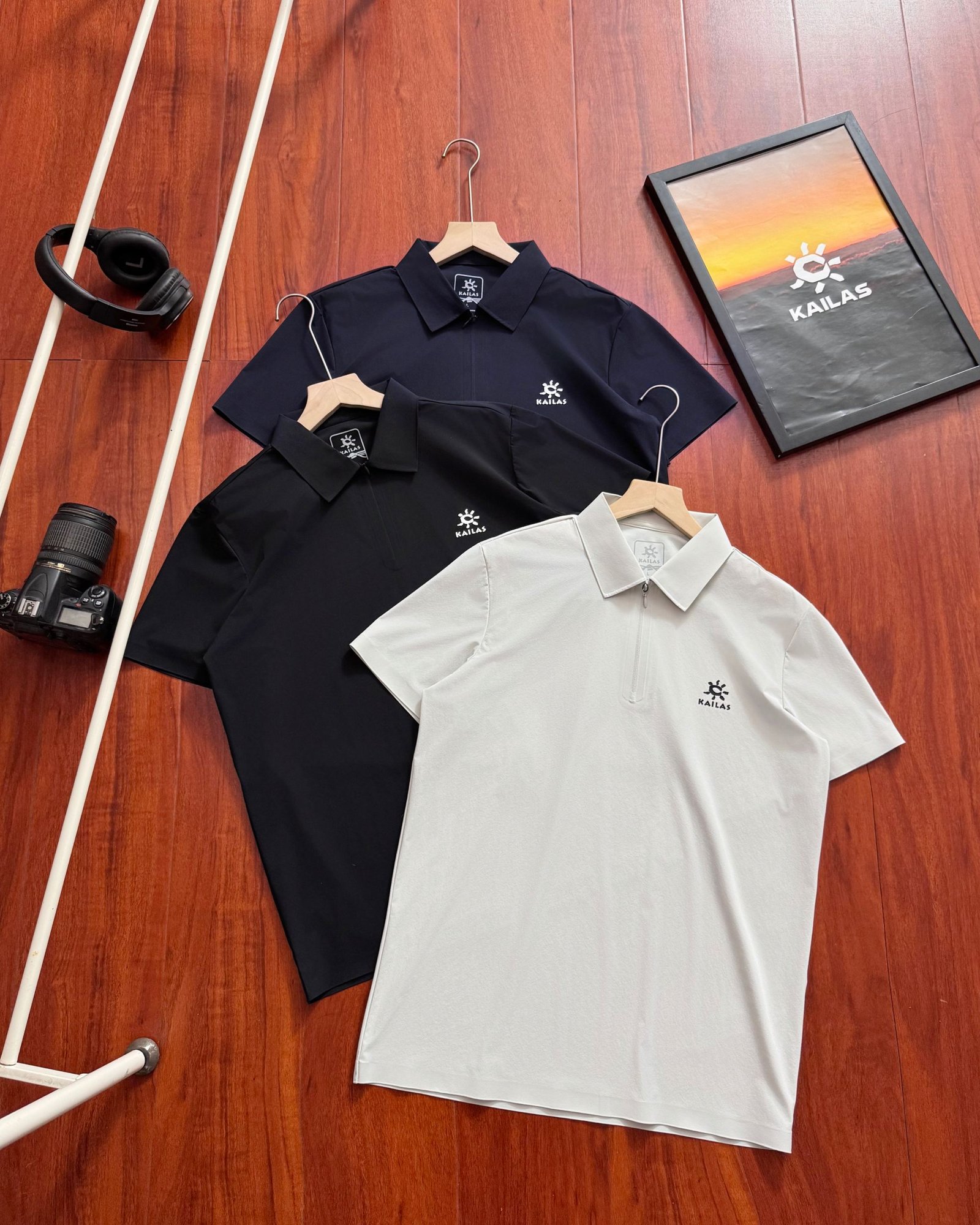 26070113-Kailas-Polo-01 Kailas Half Zip Collar Quick Dry Sports Short Sleeve Polo Shirt 3 Colors - Image 1