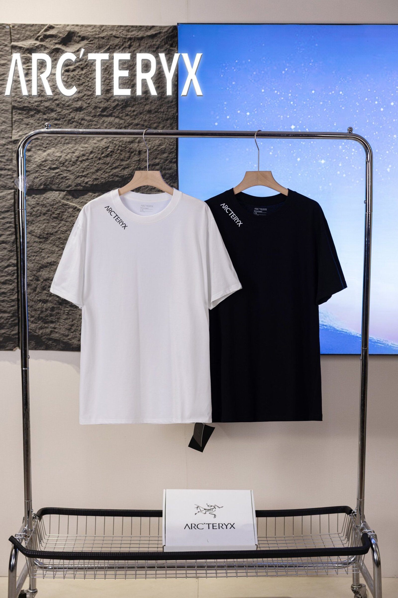 26070216-ARC-Tee-01 Arc'Teryx Shoulder Slant Letter Print Crew Neck Cotton Outdoor Casual Short Sleeve T-shirt - Image 1
