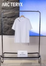 Arc'Teryx Shoulder Slant Letter Print Crew Neck Cotton Outdoor Casual Short Sleeve T-shirt - Image 2