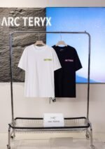 Arc'Teryx Two-Sided Color Letter Totem Print Crew Neck Cotton Outdoor Casual Short Sleeve T-shirt