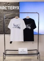 Arc'Teryx Small Letter Back Splash Ink Totem Print Crew Neck Cotton Outdoor Short Sleeve T-shirt - Image 2