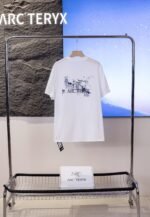 Arc'Teryx Small Letter Back Splash Ink Totem Print Crew Neck Cotton Outdoor Short Sleeve T-shirt - Image 4