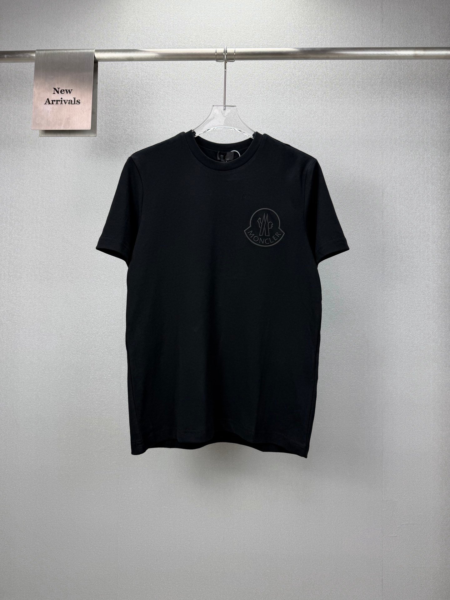26070817-Moncler-Tee-Black-01 Moncler Solid Black Crew Neck Tone On Tone Embroidery Logo Short Sleeve T-Shirt - Image 1
