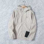 Arc'Teryx Softshell Hooded Jacket Windproof Water Repellent Lined Full Zip Outdoor Hiking Coat - Image 4