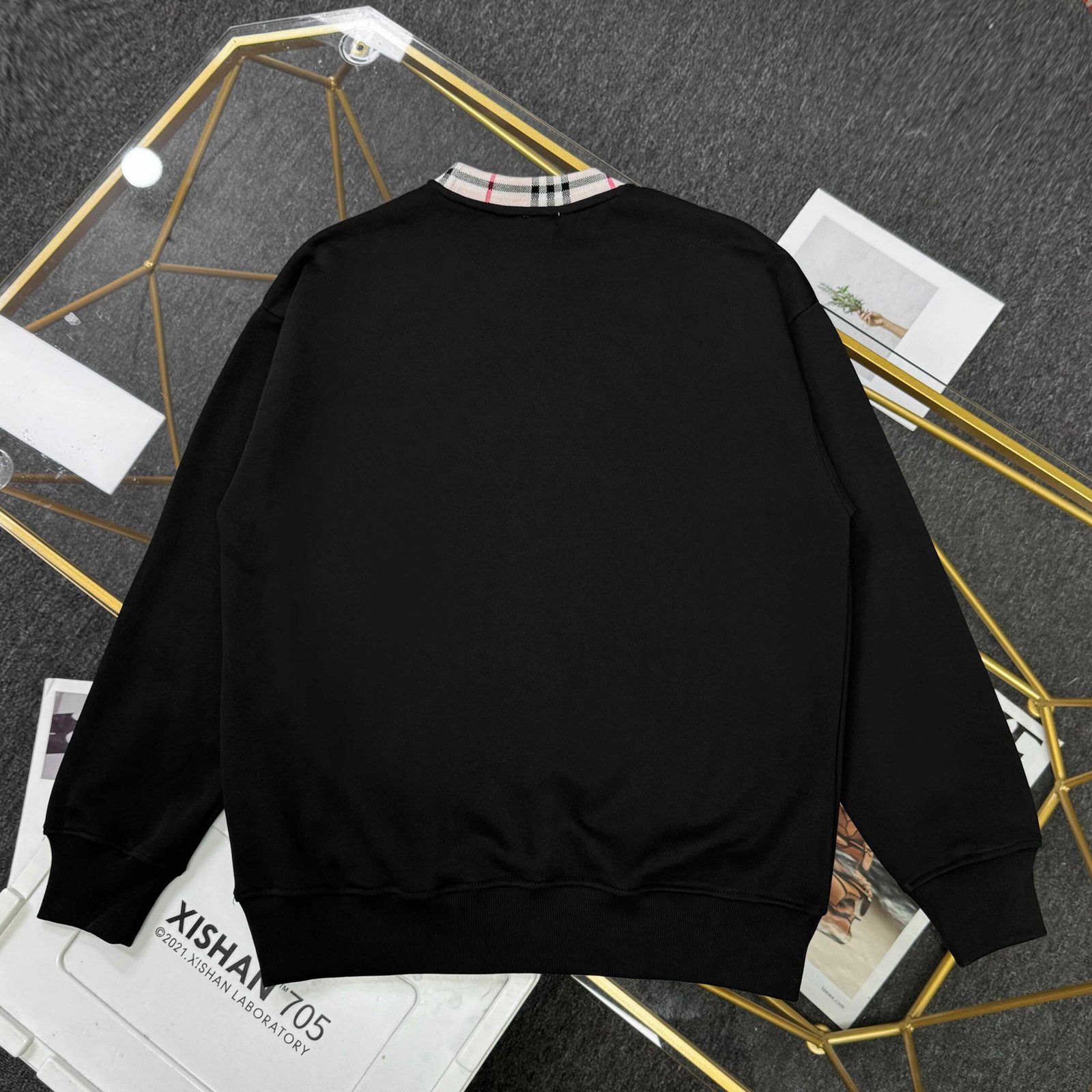 Burberry Unisex Crew Neck Sweatshirt With Plaid Collar And Letter