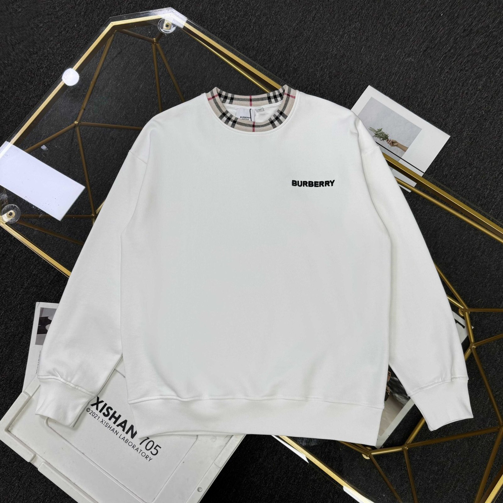 Burberry Unisex Crew Neck Sweatshirt With Plaid Collar And Letter